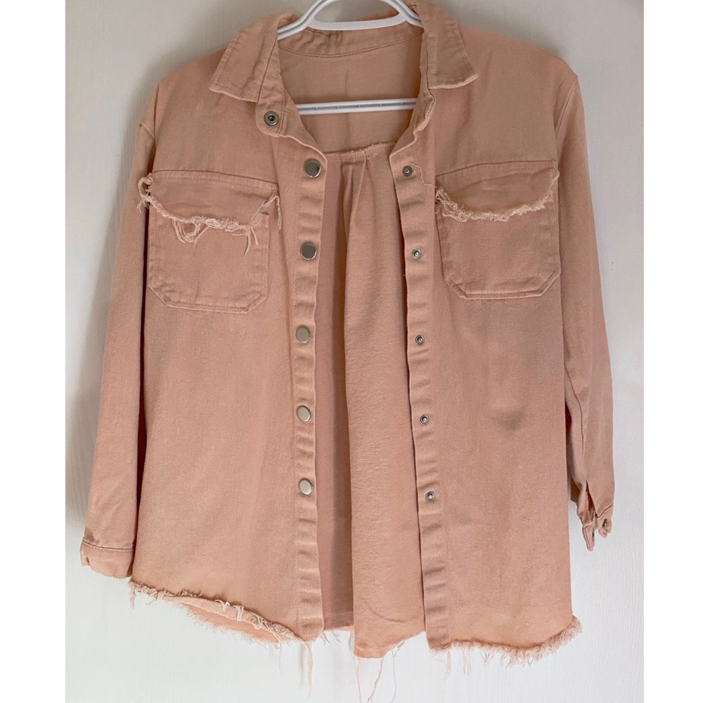 ✨SALE✨ NWOT Pink Denim Button Up